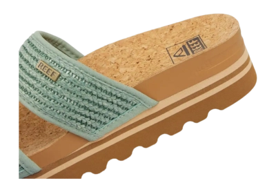 7---CJ5938_CUSHION_VISTA_HI_FROSTY_RAFFIA_DTL2_GBkopie
