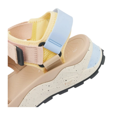7---CJ6261_CROSS_SHORE_ROSE_SAND_DTL2_GB