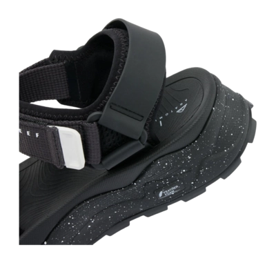 7---CJ6483_CROSS_SHORE_BLACK_DTL2_GB