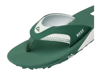 6---CJ7224_FANNINGPREGAME_GREENWHITE_DTL1_GBkopie