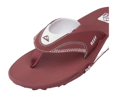 6---CJ7227_FANNINGPREGAME_MAROONWHITE_DTL1kopie