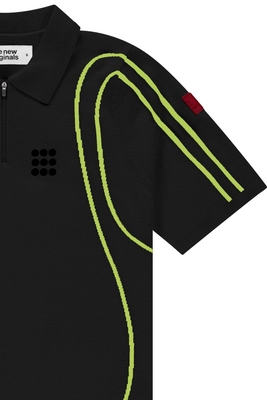 3---Inner_Space_Polo_Black_Zoom