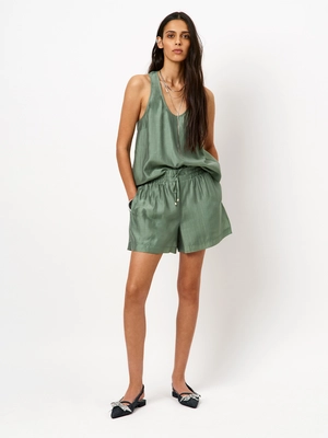 252133-3810-DeepIvyGreen-Lookbook-9845
