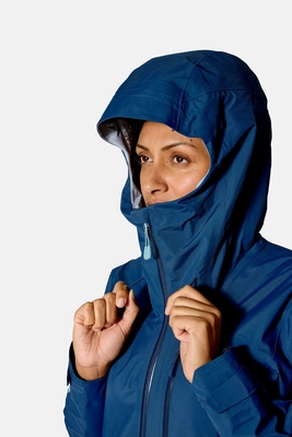 4---womens_firewall_mountain_jacket_tempestblue_qwg_97_tmb_model_4809