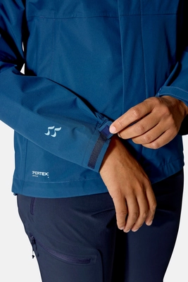 7---womens_firewall_jacket_tempestblue_qwi_09_tmb_model_4713