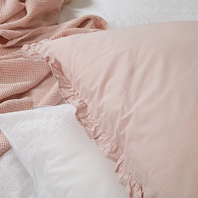 4---Frilled-pink-1