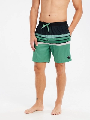 5---71751008_853_model_front-half_01