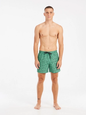 4---71751025_853_model_front-full_01