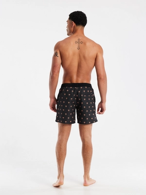 8---71751028_899_model_back-full_01