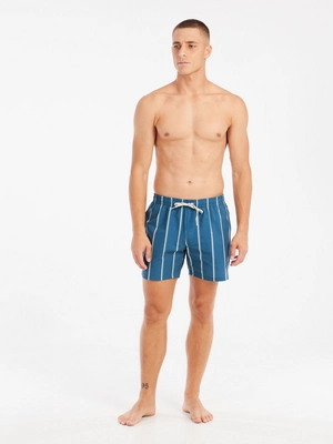4---71751042_394_model_front-full_01