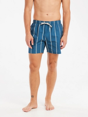 5---71751042_394_model_front-half_01