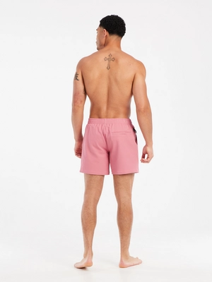 7---71751045_632_model_back-full_01