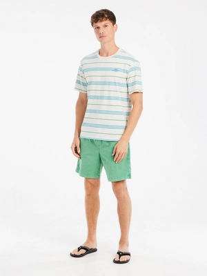 4---17751003_405_model_front-full_01
