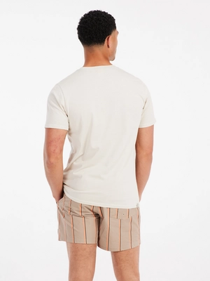7---17751041_106_model_back-half_01