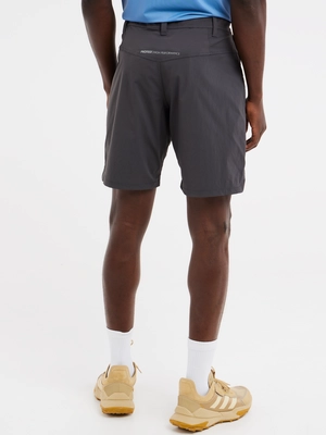 7---2725800_899_model_back-half_01