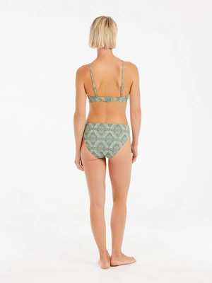 7---72651001_663_model_back-full_01