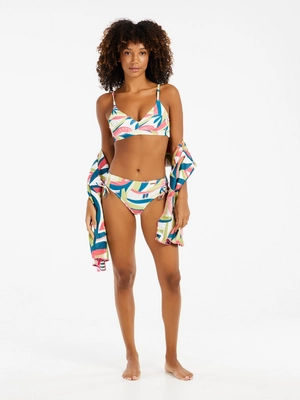 4---72651008_841_model_front-full_01