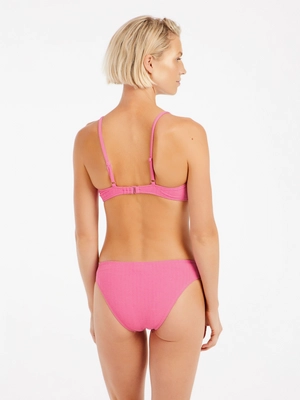 7---72651084_724_model_back-half_01