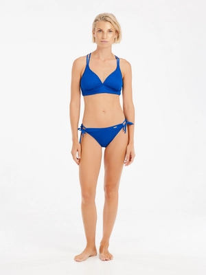 5---72651094_945_model_front-full_01