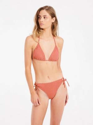 4---72651119_841_model_front-half_01