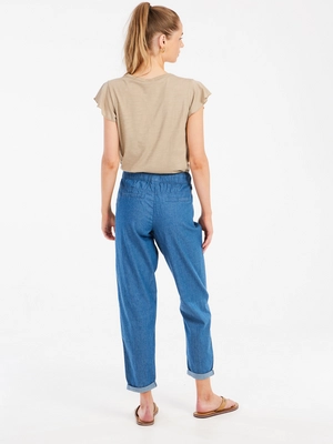 6---17651004_567_model_back-full_01