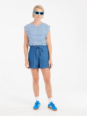 4---17651029_945_model_front-full_01