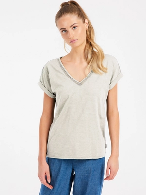4---17651031_106_model_front-half_01