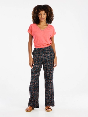 4---17651031_841_model_front-full_01
