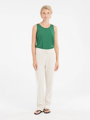 7---16651022_555_model_front-full_01