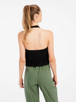 7---16651029_290_model_back-half_01