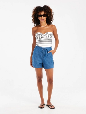 7---16651031_401_model_front-full_01
