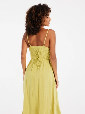 7---24651002_951_model_back-half_01