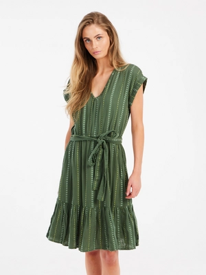 4---24651007_663_model_front-half_01