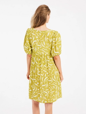 8---24651014_951_model_back-half_01