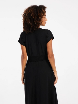 6---24651016_290_model_back-half_01