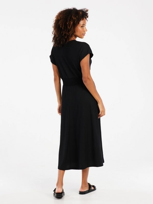 7---24651016_290_model_back-full_01