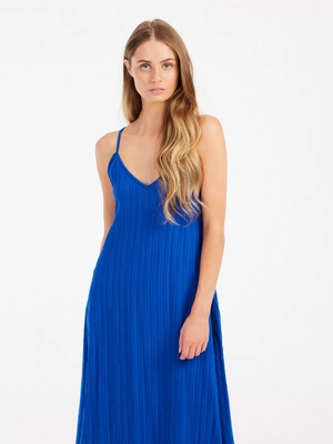 5---24651020_945_model_front-half_01
