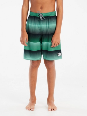 5---71851009_853_model_front-half_01