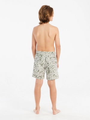 6---71851020_476_model_back-full_01