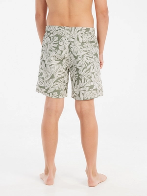 7---71851020_476_model_back-half_01