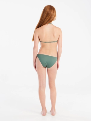 6---72951051_663_model_back-full_01