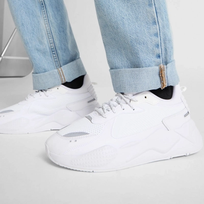 4---puma__pum-391928-02__modelshot01
