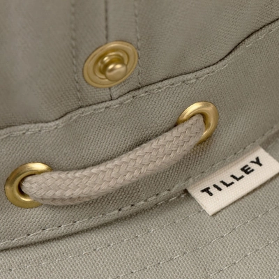2---H04HT2003_T3_The_Classic_Khaki_2_028038e0-5d14-4695-b750-d2ffe9d81c38