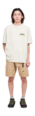 5---Gramicci-G5SU-T168_NATURALPIGMENT_unisex-tee-model_M1
