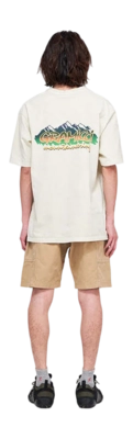 6---Gramicci-G5SU-T168_NATURALPIGMENT_unisex-tee-model_M3