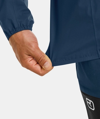 7---62746-PIZ_SELVA_2_5L_JACKET_M-D-03