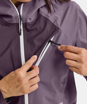 3---62747-PIZ_SELVA_2_5L_JACKET_W-D-01