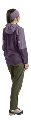 9---62747-PIZ_SELVA_2_5L_JACKET_W-M-02