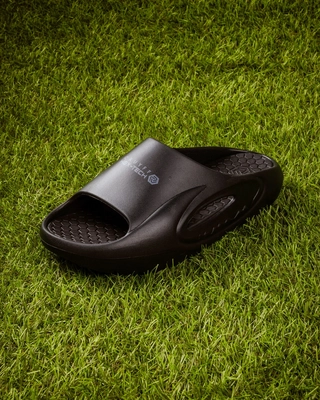 8---CC252041-998_Product_Tile_Slide_Black_PLP