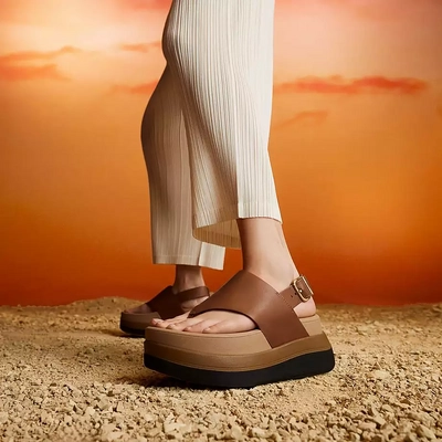 7---F-MODE-STACK-LEATHER-BACK-STRAP-TOE-POST-SANDALS-DEEP-TAN_E2G-C15_1